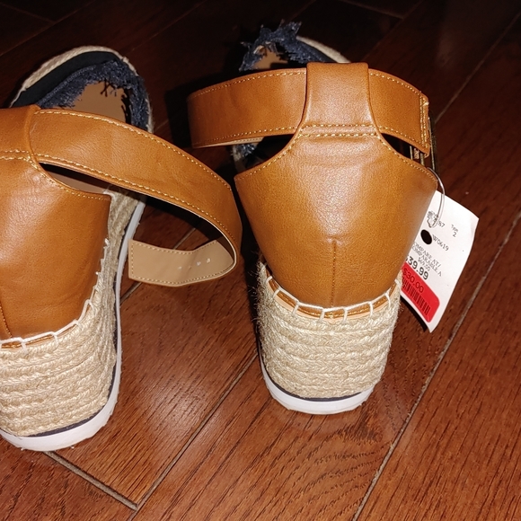 Nautica Wedge Closed Toe Summer Shoes - Picture 5 of 6